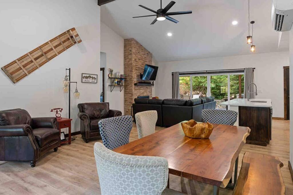 Luxe Mt. Rainier Lodge W/ Hot Tub-Ac-Game Room Ashford Exterior photo